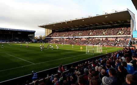 莱因克尔近 莱因克尔近